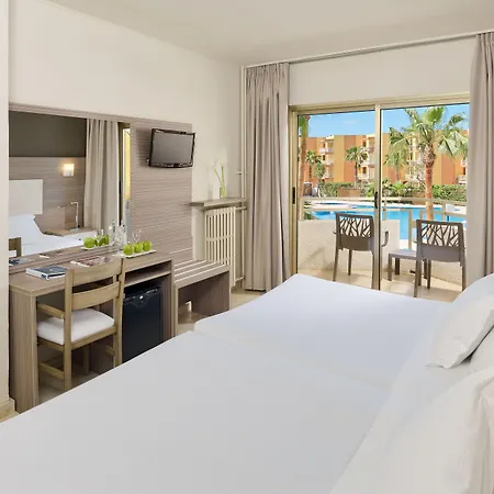 H10 Playa מלון קמברילס