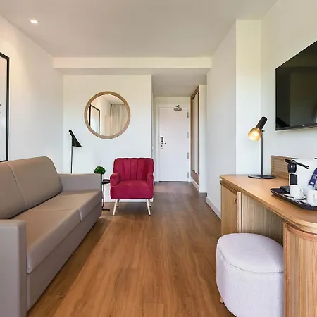 Otel H10 Playa Cambrils