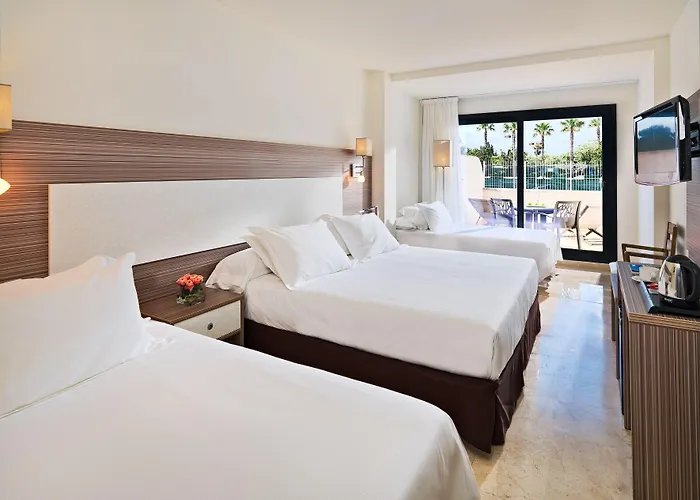 Hotel H10 Playa 4*