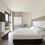 H10 Playa 4*
