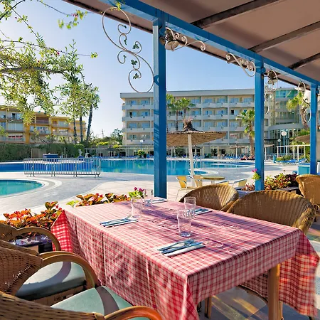 Hotel H10 Playa 4*